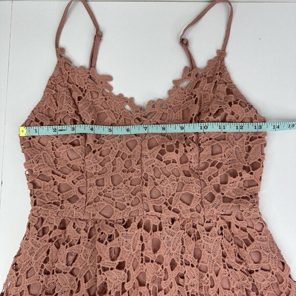 ASTR The Label X RTR Women's Dark Pink Lace A-Line Crepe BOHO MIDI Dress S/C27 - Picture 10 of 13